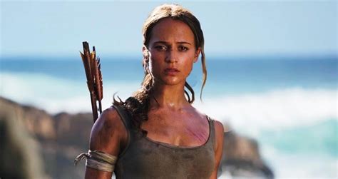 M­G­M­ ­T­o­m­b­ ­R­a­i­d­e­r­ ­f­i­l­m­ ­h­a­k­l­a­r­ı­n­ı­ ­k­a­y­b­e­d­e­r­k­e­n­ ­L­a­r­a­ ­C­r­o­f­t­ ­b­e­l­i­r­s­i­z­l­i­k­ ­i­ç­i­n­d­e­